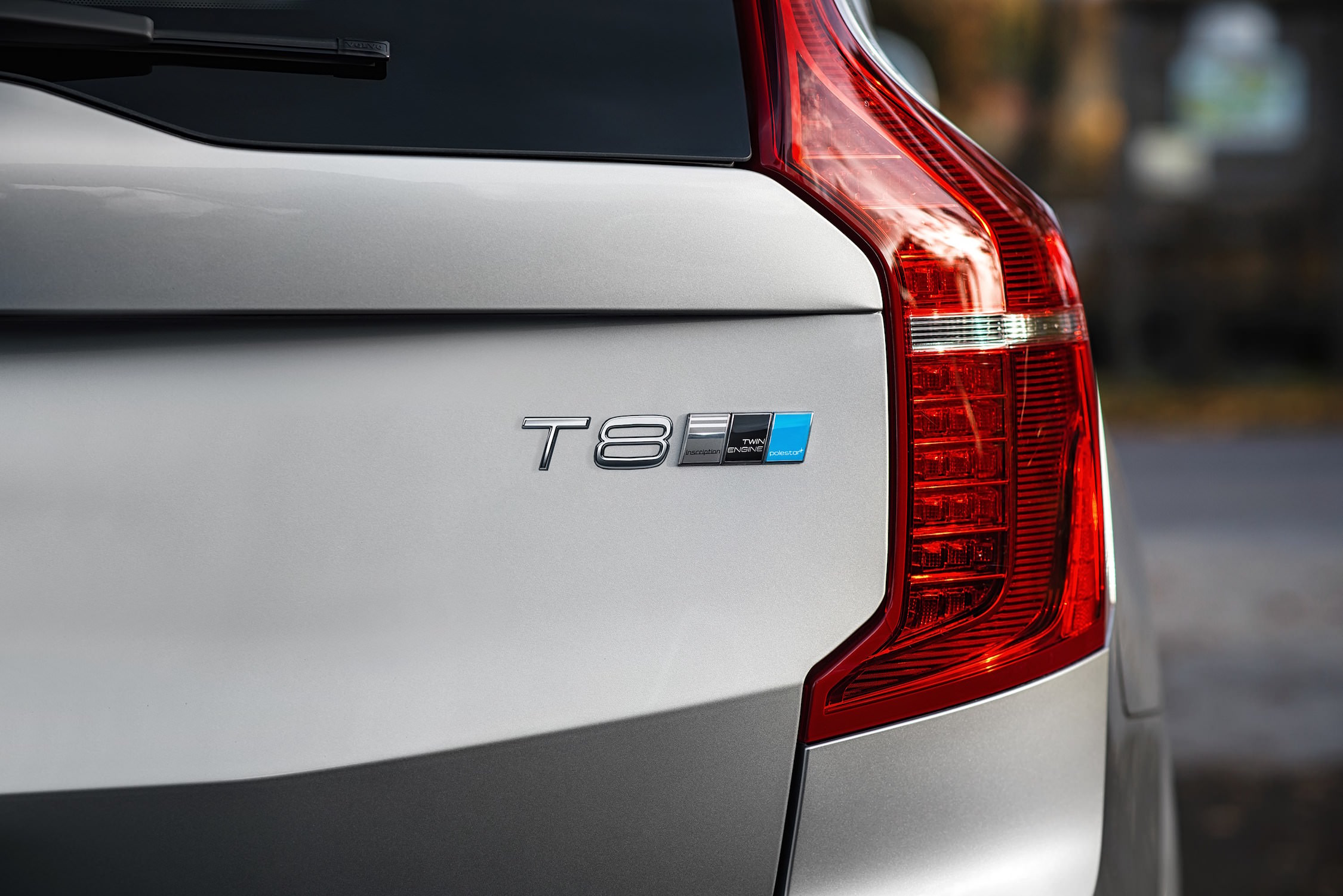 Volvo XC90 T8 badge