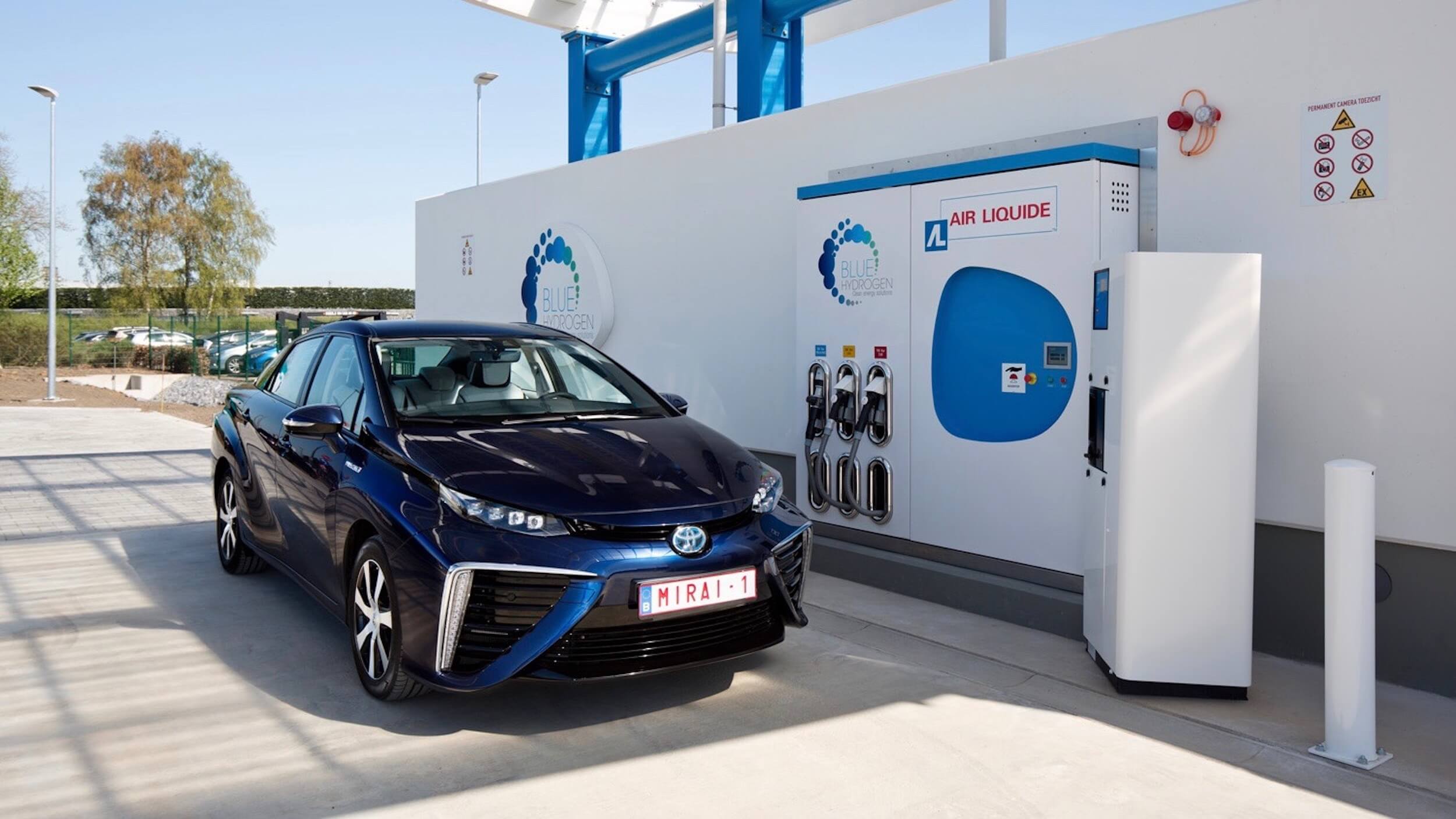 Toyota Mirai waterstof tanken