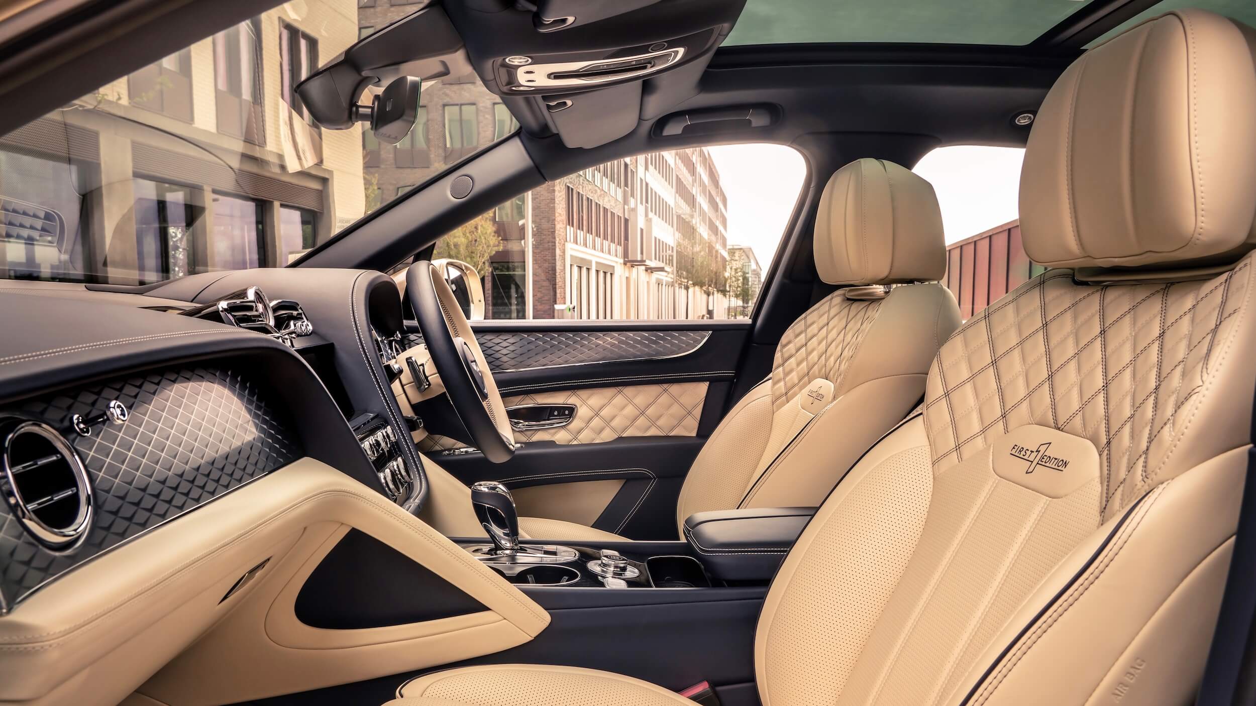 Bentley Bentayga PHEV zetels