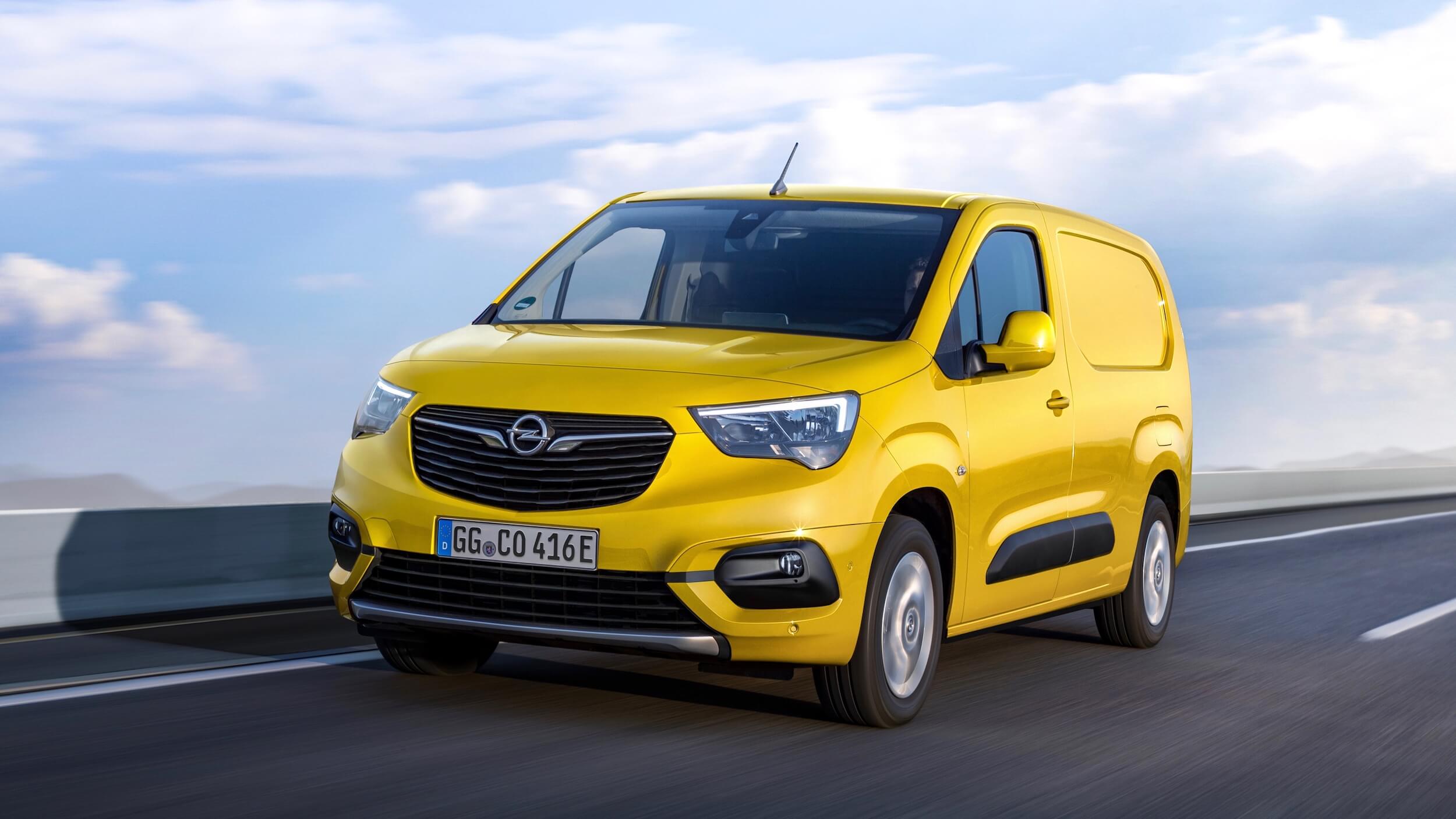 Opel Combo e Cargo geel