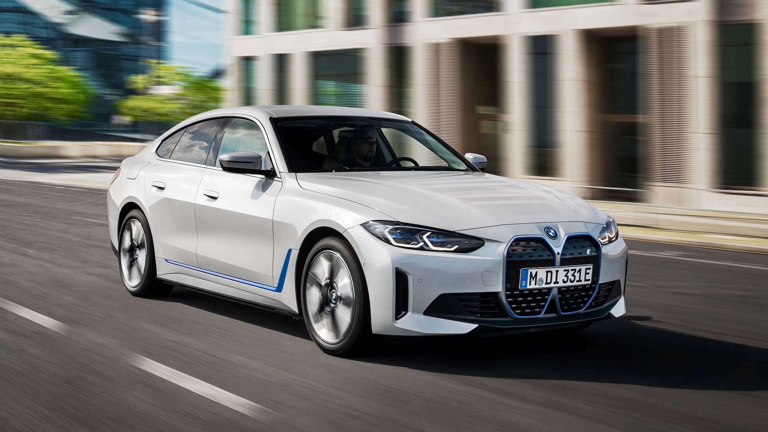 BMW i4 eDrive40 2