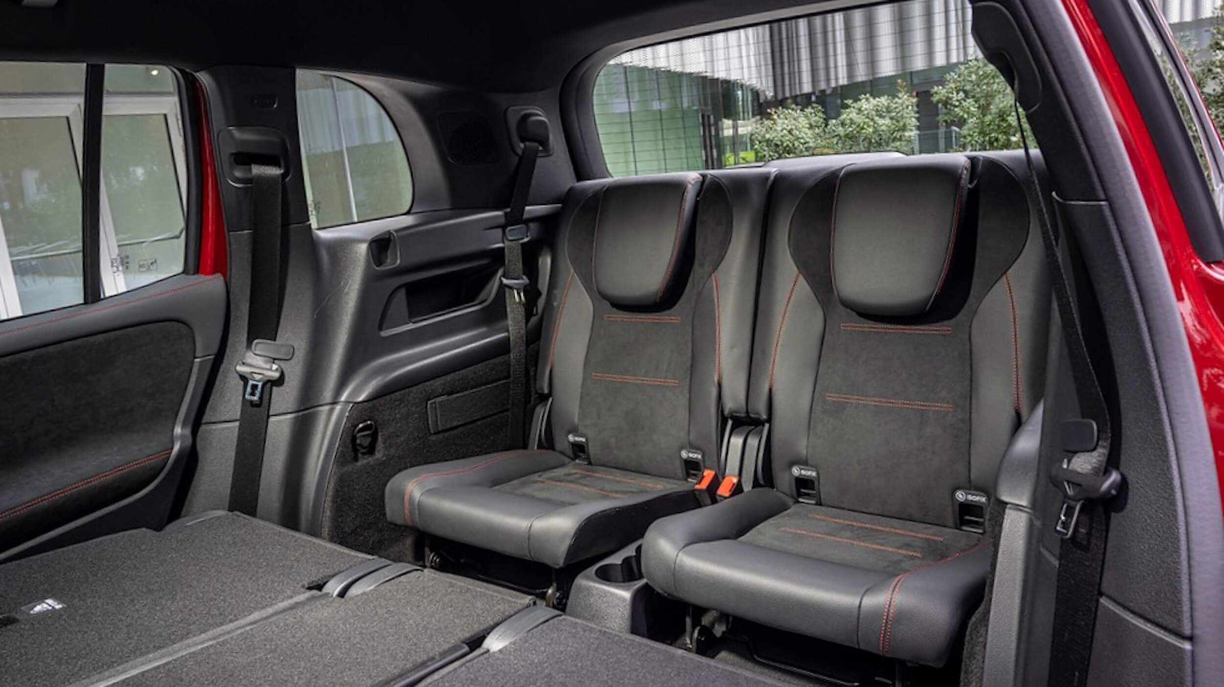 Mercedes EQB 10