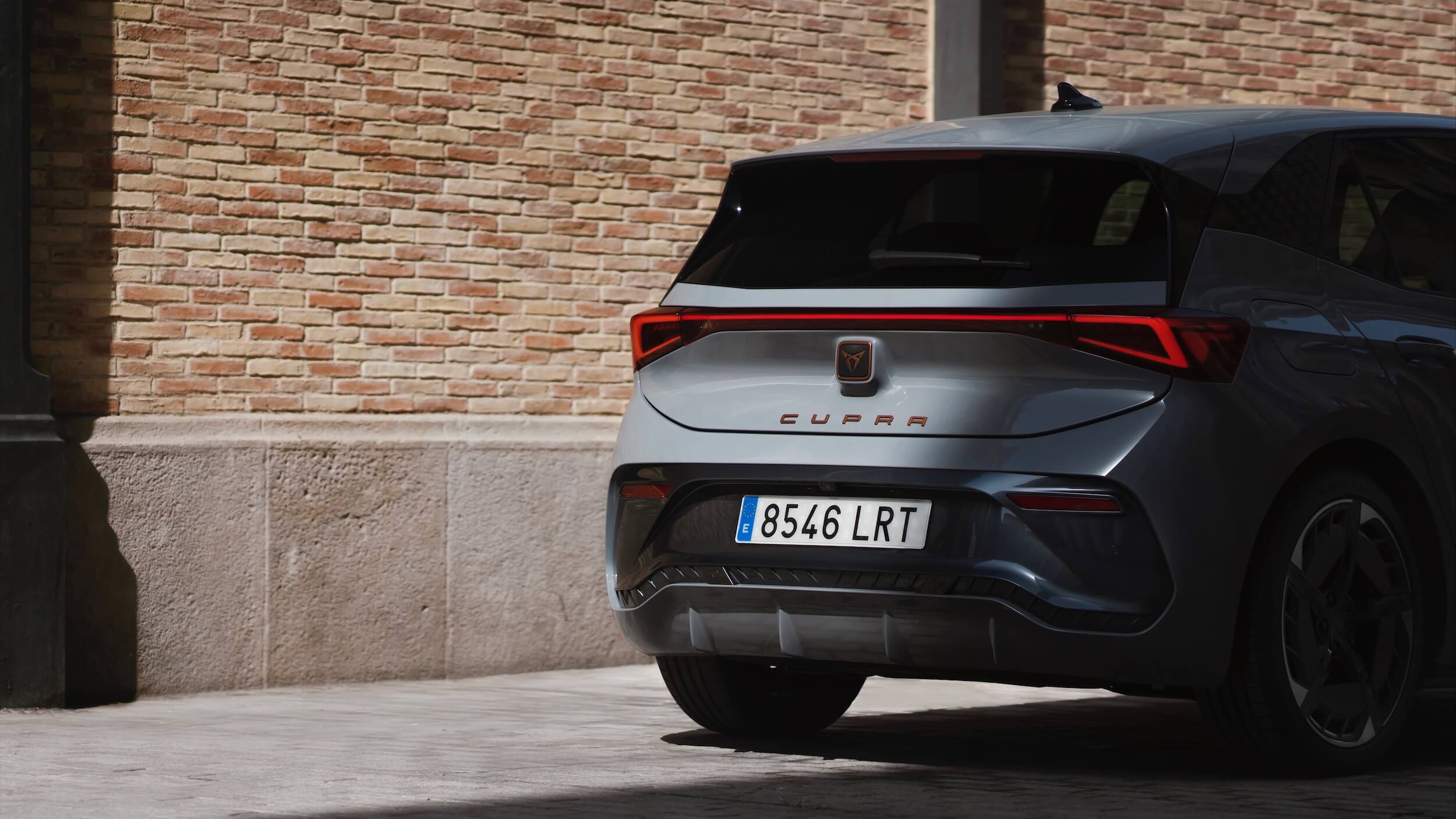 Cupra Born 19