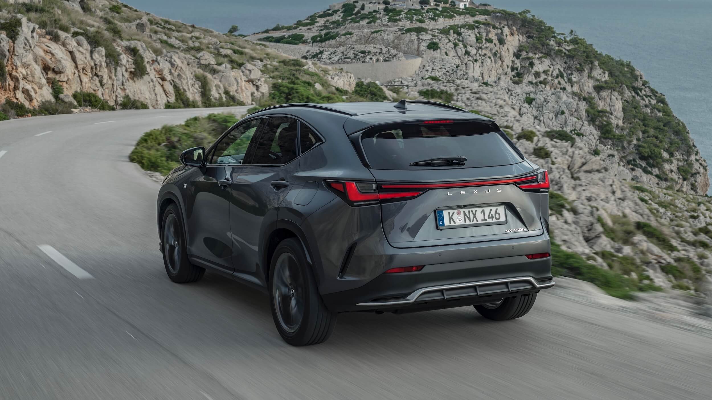 Lexus NX 450h 2