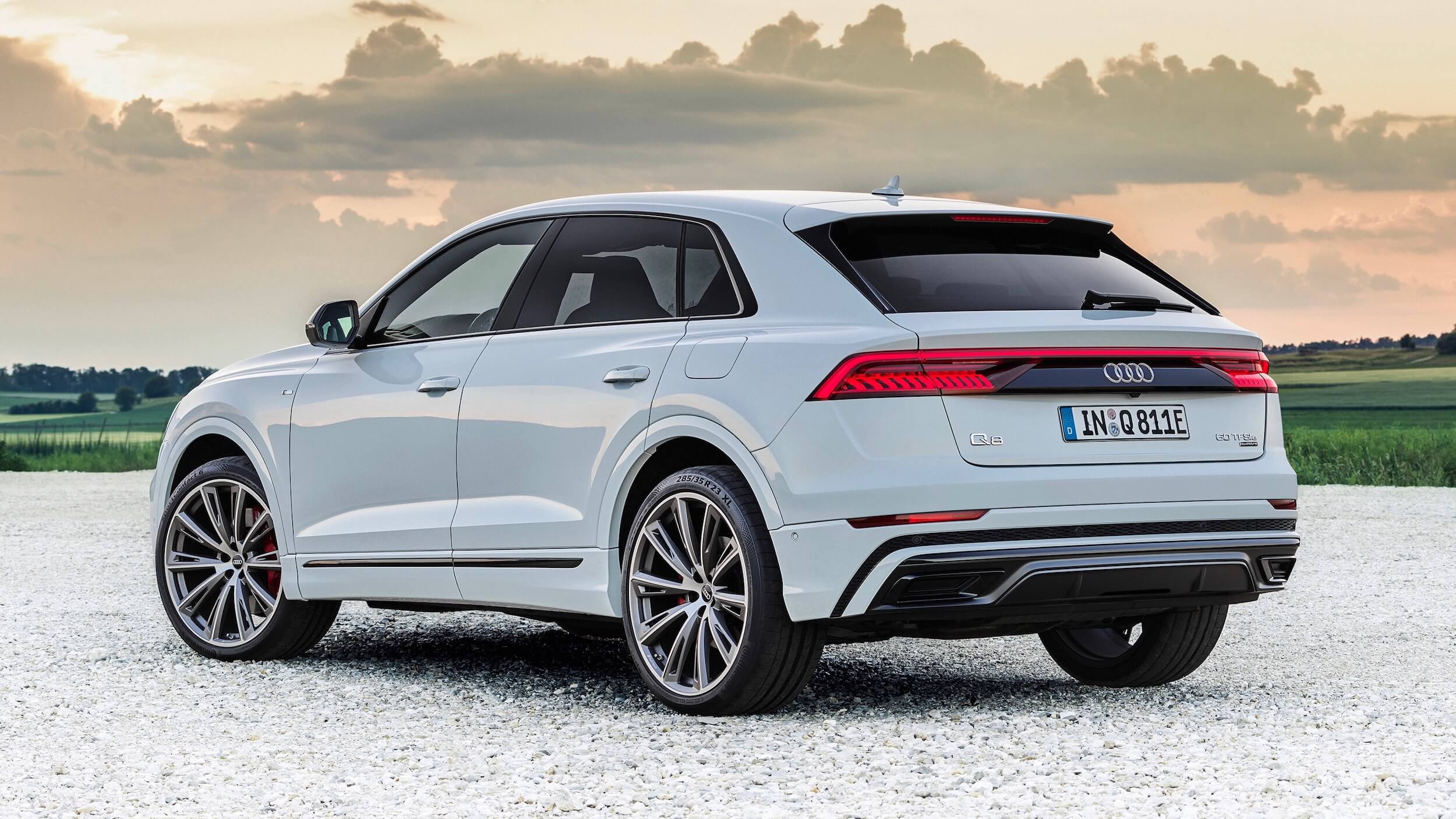 Audi Q8 60 TFSI e 2